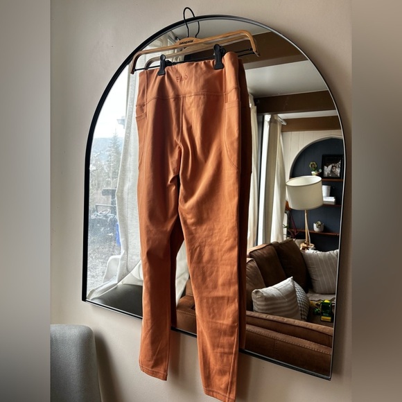 FWD | Women's Core Legging | size small - Picture 8 of 8
